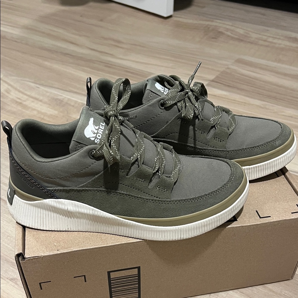 Sorel Women's Out N About IV Low-Top Sneakers 8 stone green chalk olive